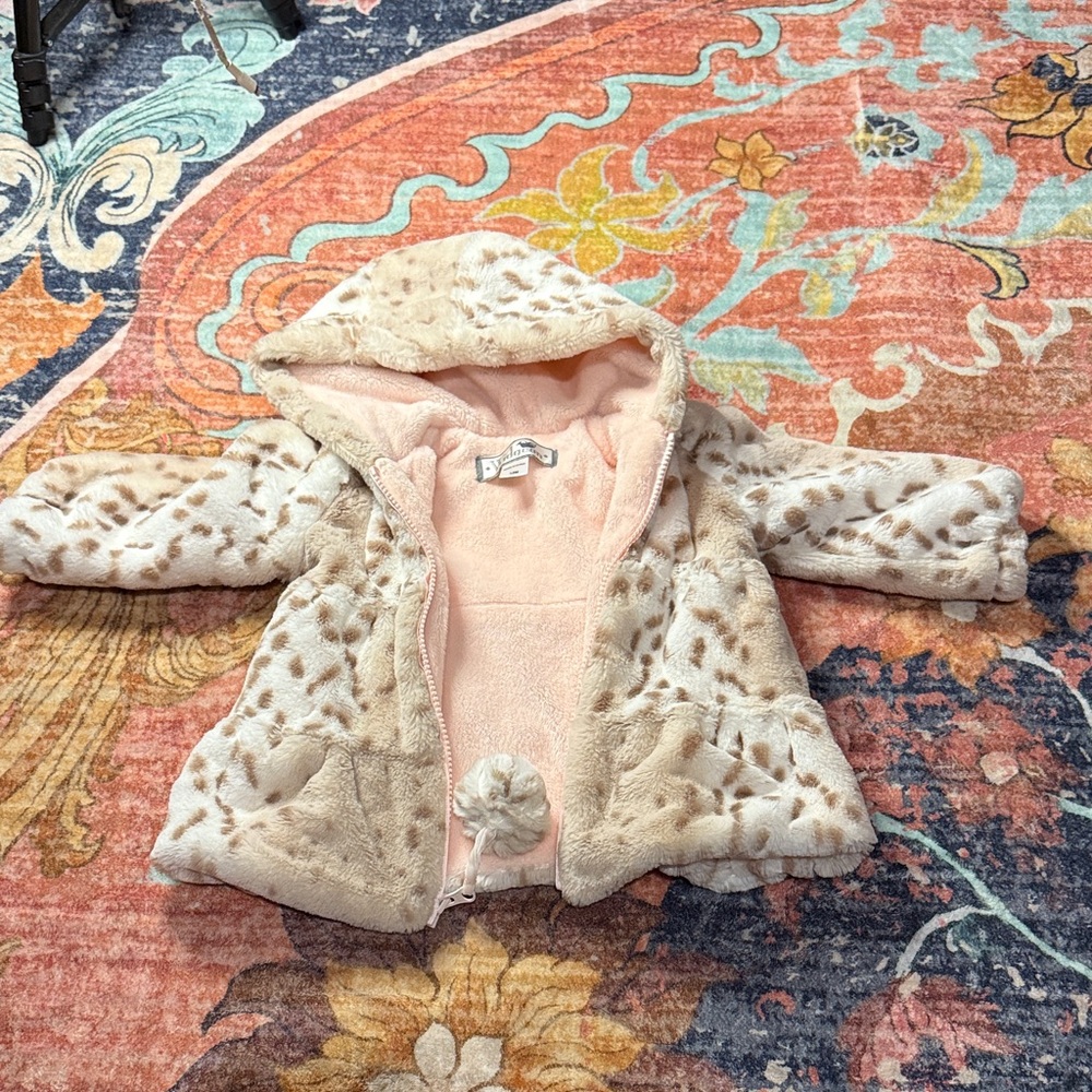 Charming Beige and White Kids Puffer Jacket